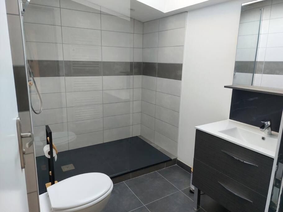 Appartement Moderne Hyper Centre Ville 4 Chambres Auray Esterno foto